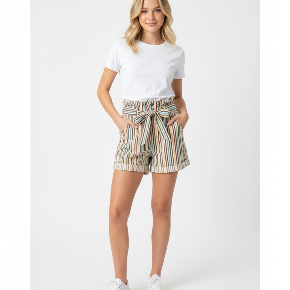 Entro Multicolor Striped High-Waist Shorts size medium